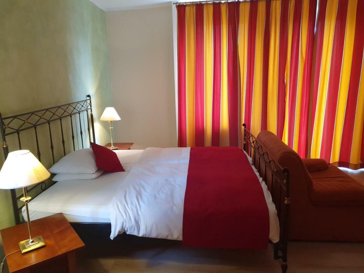 Hotel-Events Adlerpalast Ruesselsheim Luaran gambar