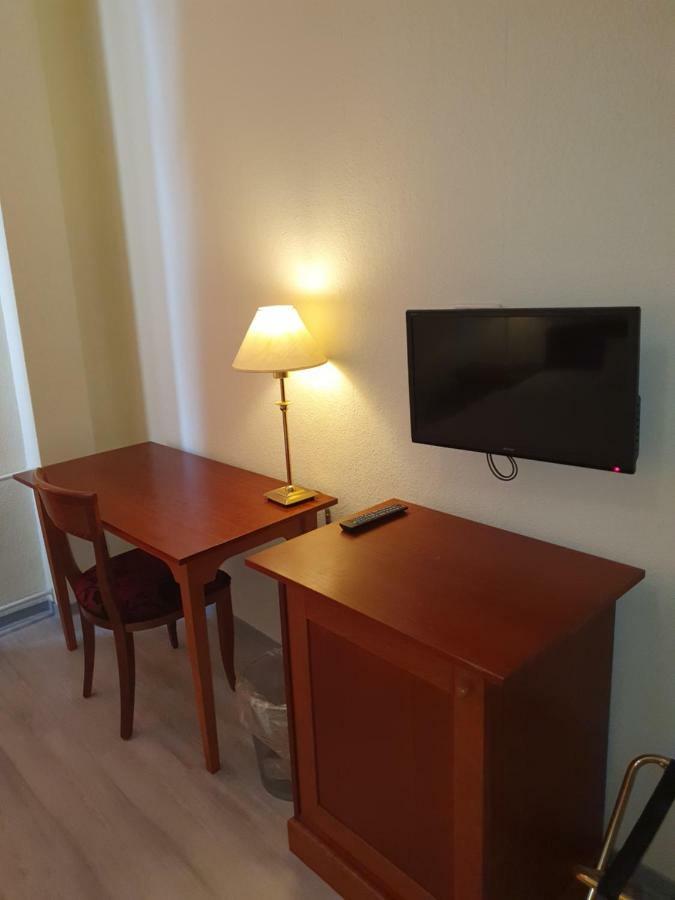 Hotel-Events Adlerpalast Ruesselsheim Luaran gambar