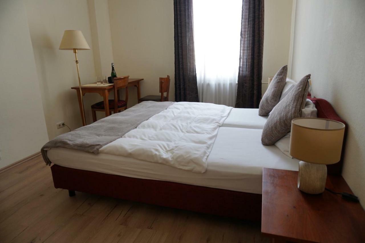 Hotel-Events Adlerpalast Ruesselsheim Luaran gambar